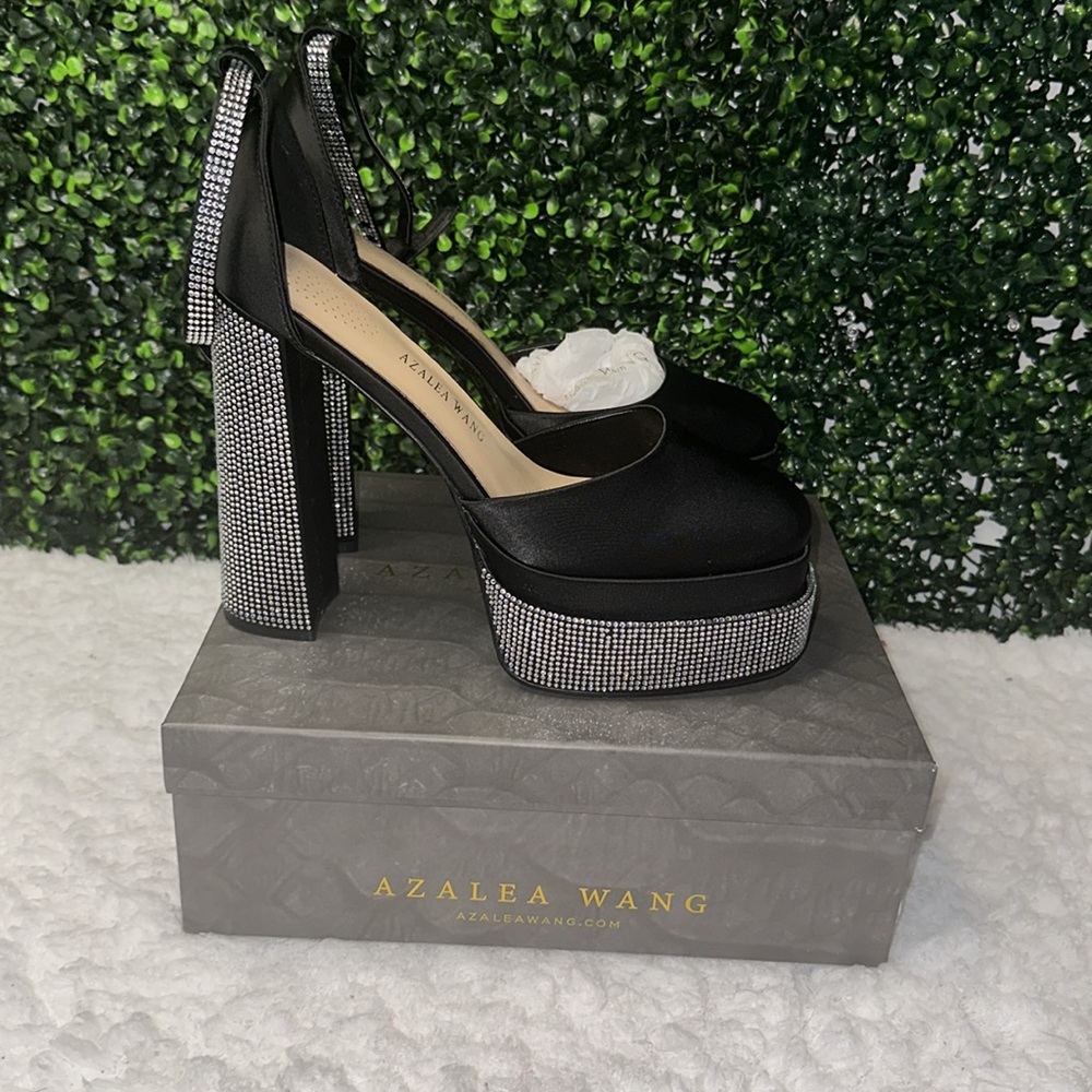 Platform heels - Picture 3 of 5